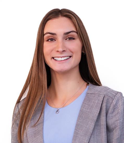 Mikayla  Campbell Photo